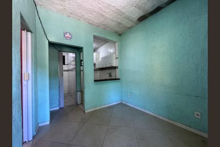 Sala de casa de condomínio para alugar com 2 quartos, 35m² em Vargem Grande, Rio de Janeiro