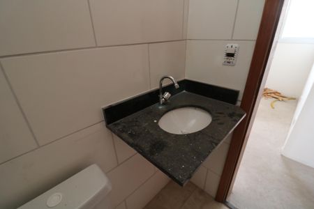 Apartamento para alugar com 46m², 2 quartos e sem vagaBanheiro