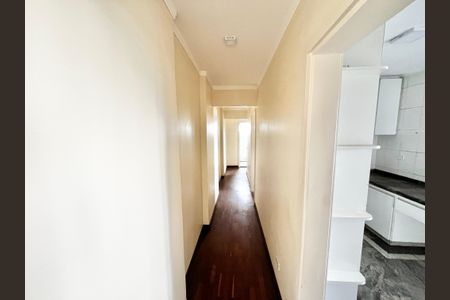 Apartamento à venda com 69m², 2 quartos e sem vagaCorredor