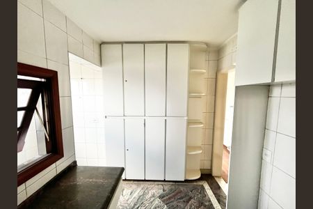 Apartamento à venda com 69m², 2 quartos e sem vagaCozinha