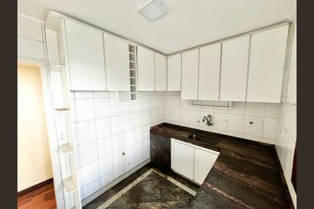 Apartamento à venda com 69m², 2 quartos e sem vagaCozinha