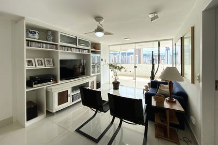 Apartamento para alugar com 280m², 3 quartos e 2 vagasSala de Estar cobertura