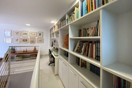 Apartamento para alugar com 280m², 3 quartos e 2 vagasHall da Escada