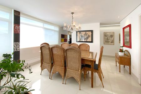 Apartamento para alugar com 280m², 3 quartos e 2 vagasSala de Jantar
