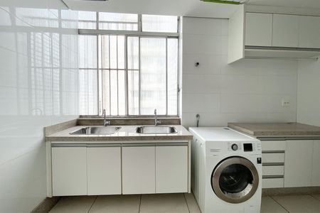 Apartamento para alugar com 280m², 3 quartos e 2 vagasÁrea de Serviço