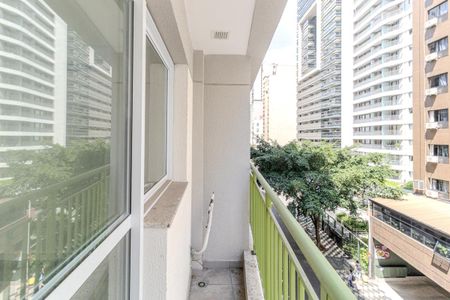 Varanda de kitnet/studio à venda com 1 quarto, 20m² em República, São Paulo