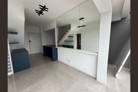 Apartamento para alugar com 188m², 2 quartos e 3 vagasSala