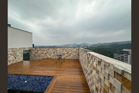 Apartamento para alugar com 188m², 2 quartos e 3 vagasPiscina