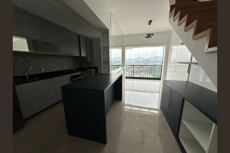 Apartamento para alugar com 188m², 2 quartos e 3 vagasSala