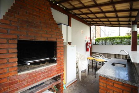 Apartamento à venda com 68m², 2 quartos e 1 vagaFoto 03