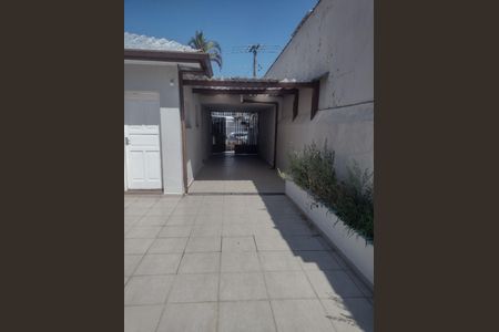 Casa à venda com 200m², 2 quartos e 2 vagas Casa à venda com 200m², 2 quartos e 2 vagasFoto 16