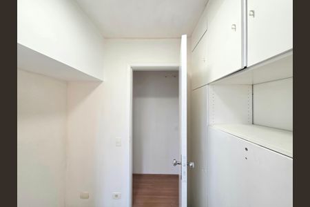 Apartamento à venda com 75m², 2 quartos e 1 vagaQuarto 3
