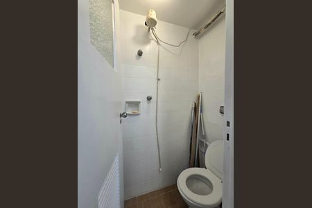 Apartamento à venda com 75m², 2 quartos e 1 vagaBanheiro de serviço