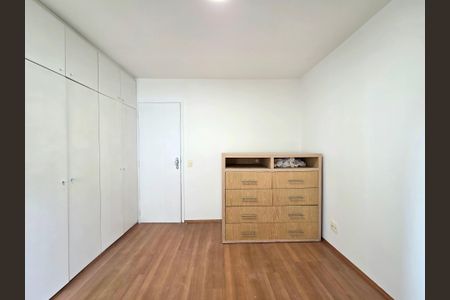 Apartamento à venda com 75m², 2 quartos e 1 vagaQuarto 2