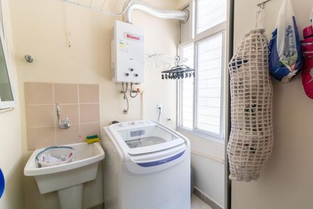 Apartamento à venda com 93m², 3 quartos e sem vagaÁrea de Serviço