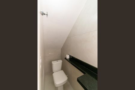 Casa à venda com 117m², 3 quartos e 2 vagasLavabo