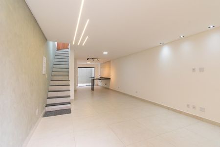 Sala de casa à venda com 3 quartos, 117m² em Vila Independencia, São Paulo