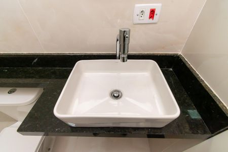 Casa à venda com 117m², 3 quartos e 2 vagasBanheiro da Suíte