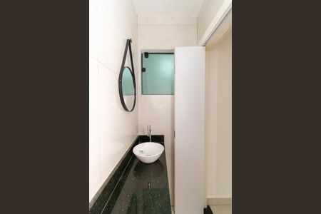 Casa à venda com 117m², 3 quartos e 2 vagasLavabo