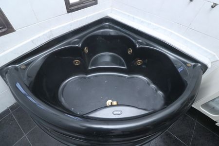 Casa para alugar com 286m², 3 quartos e 1 vagaBanheiro da Suíte Master