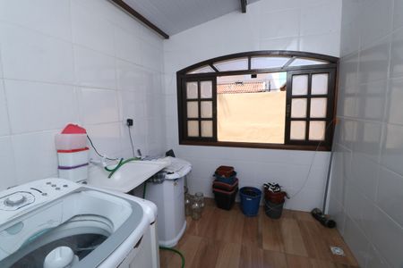 Casa para alugar com 286m², 3 quartos e 1 vagaÁrea de Serviço