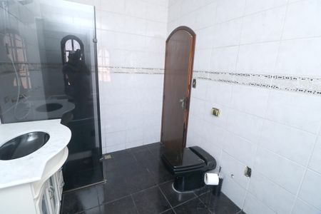 Casa para alugar com 286m², 3 quartos e 1 vagaBanheiro da Suíte Master