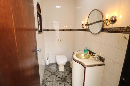 Casa para alugar com 286m², 3 quartos e 1 vagaLavabo