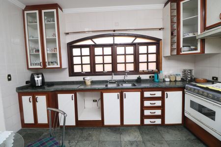 Casa para alugar com 286m², 3 quartos e 1 vagaCozinha