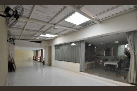 Casa à venda com 250m², 3 quartos e 3 vagasFoto 22