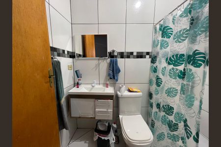 Casa à venda com 130m², 4 quartos e 1 vagaBanheiro 3