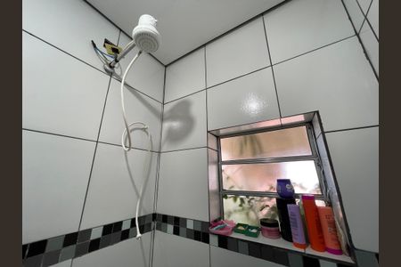 Casa à venda com 130m², 4 quartos e 1 vagaBanheiro 3