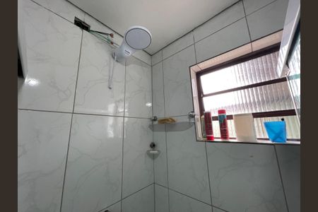 Casa à venda com 130m², 4 quartos e 1 vagaBanheiro