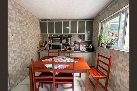 Casa à venda com 130m², 4 quartos e 1 vagaCozinha