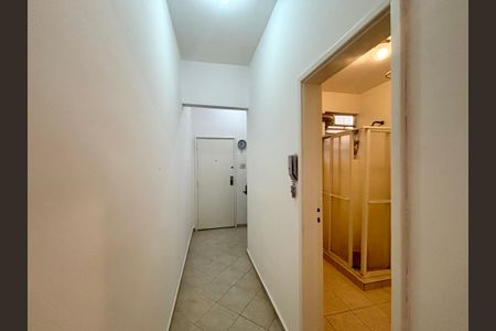 Apartamento para alugar com 30m², 1 quarto e sem vagaBanheiro social - corredor de acesso