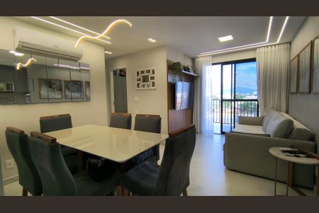 Sala de apartamento à venda com 2 quartos, 80m² em Recreio dos Bandeirantes, Rio de Janeiro