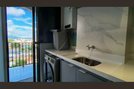 Apartamento à venda com 80m², 2 quartos e 1 vagaCozinha e Área de Serviço 