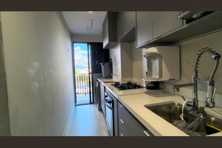 Apartamento à venda com 80m², 2 quartos e 1 vagaCozinha e Área de Serviço 