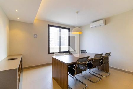 Studio para alugar com 30m², 1 quarto e sem vaga Studio para alugar com 30m², 1 quarto e sem vagaEspaço de Reunião