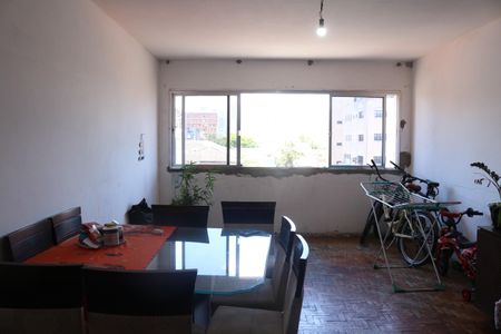 Apartamento à venda com 127m², 4 quartos e sem vagaSala