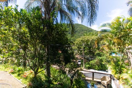 Casa à venda com 485m², 2 quartos e 2 vagas Casa à venda com 485m², 2 quartos e 2 vagasVista da Sala