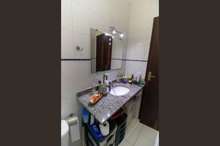 Casa à venda com 485m², 2 quartos e 2 vagas Casa à venda com 485m², 2 quartos e 2 vagasBanheiro Social