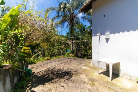 Casa à venda com 485m², 2 quartos e 2 vagas Casa à venda com 485m², 2 quartos e 2 vagasÁrea externa