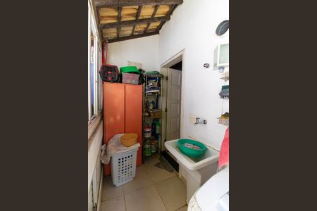 Casa à venda com 485m², 2 quartos e 2 vagas Casa à venda com 485m², 2 quartos e 2 vagasÁrea de Serviço