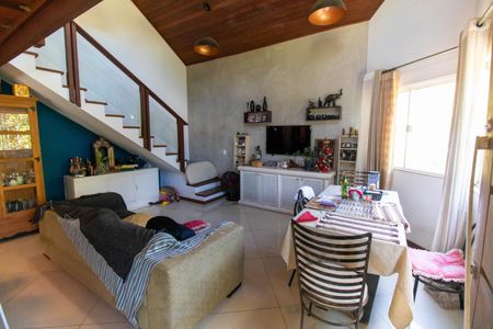 Sala de casa à venda com 2 quartos, 485m² em Engenho do Mato, Niterói