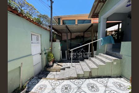Casa à venda com 250m², 4 quartos e sem vaga Casa à venda com 250m², 4 quartos e sem vagaQuintal