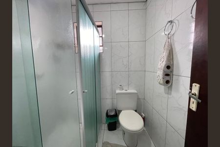 Casa à venda com 250m², 4 quartos e sem vaga Casa à venda com 250m², 4 quartos e sem vagaBanheiro 1