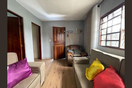 Sala de casa à venda com 4 quartos, 250m² em Vila Sao Domingos, São Paulo