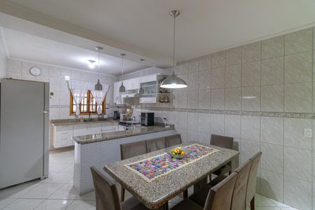 Casa à venda com 220m², 3 quartos e 5 vagasCozinha