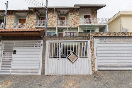 Casa à venda com 220m², 3 quartos e 5 vagasFachada 