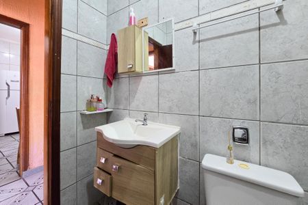 Casa à venda com 310m², 4 quartos e sem vaga Casa à venda com 310m², 4 quartos e sem vagaBanheiro Social - Casa 1